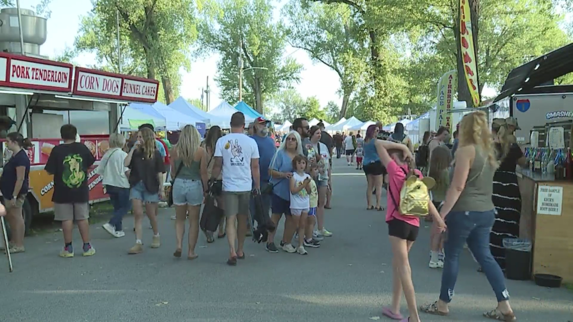 "Kansas City's Sizzling Weekend: Billy Joel, Stevie Nicks, and More at GEHA Field!"