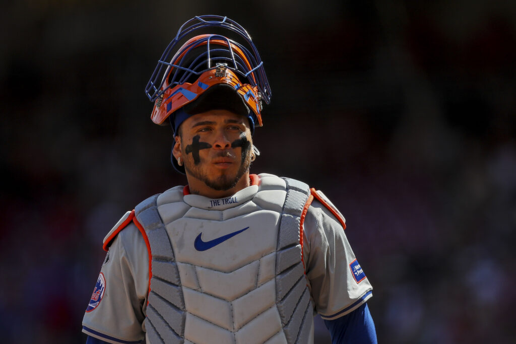 Featured image for Mets' Francisco Alvarez to go on IL with thumb injury