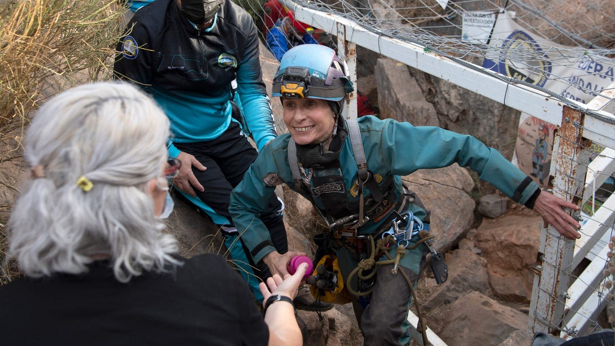 Featured image for Spanish Athlete Emerges from 500 Days of Isolation in Cave, Reads 60 Books.