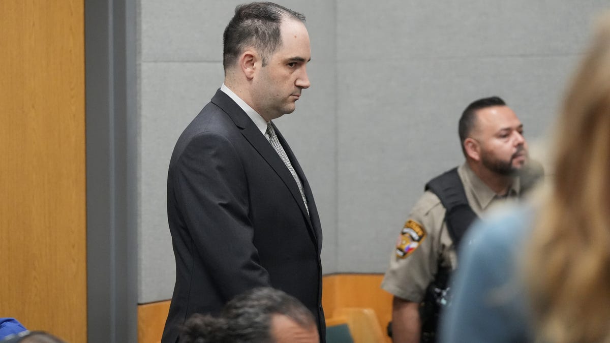 Texas Governor Considers Pardoning Daniel Perry for Murder Conviction