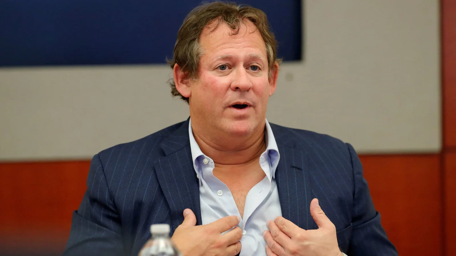 Markets See Rick Rieder as Next Fed Chair, Yet Uncertainty Persists