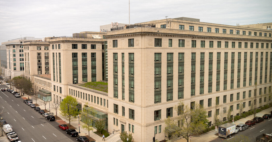 Featured image for Democrats Warn of Security Risks in DOGE's Data Handling