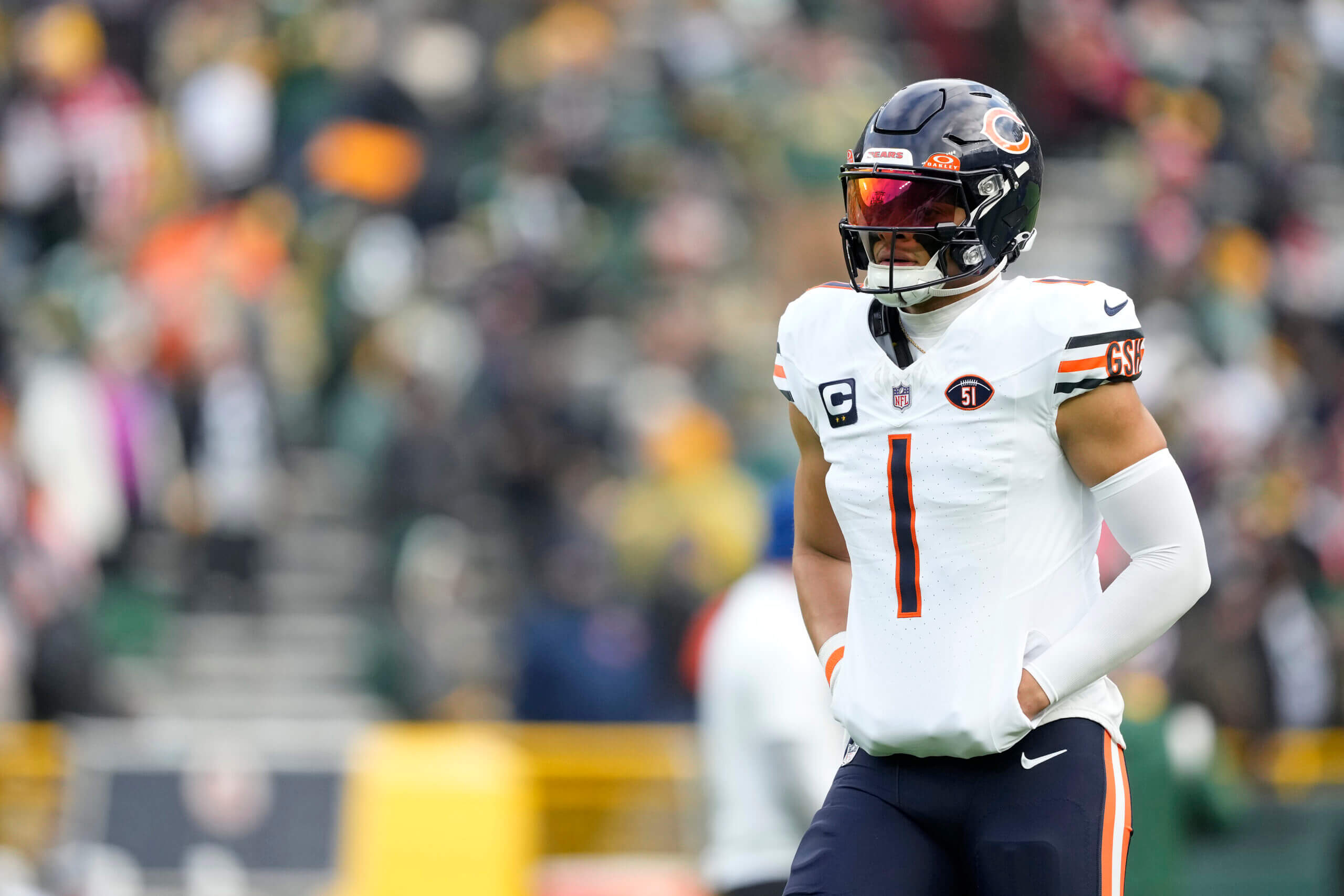"2024 NFL Draft Order: Bears, Commanders, and Patriots Secure Top Picks; Playoffs to Determine Remaining Selections"