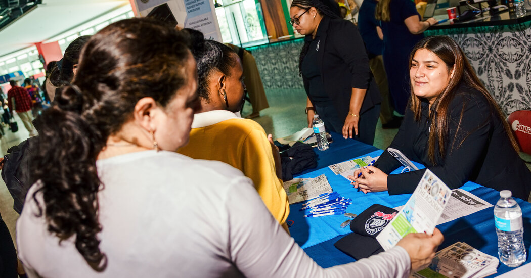 Featured image for June U.S. Jobs Report Anticipates Slower Growth and Rising Unemployment