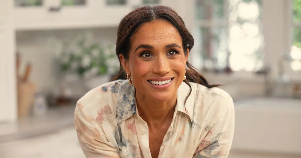 Meghan Puts Lilibet’s Face Front and Center on Valentine’s Day, Prompting Privacy Debate