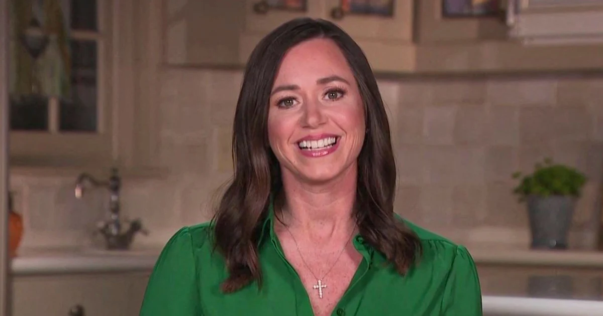 Featured image for "Sen. Katie Britt Receives Advice from House Speaker Mike Johnson Ahead of State of the Union Response"