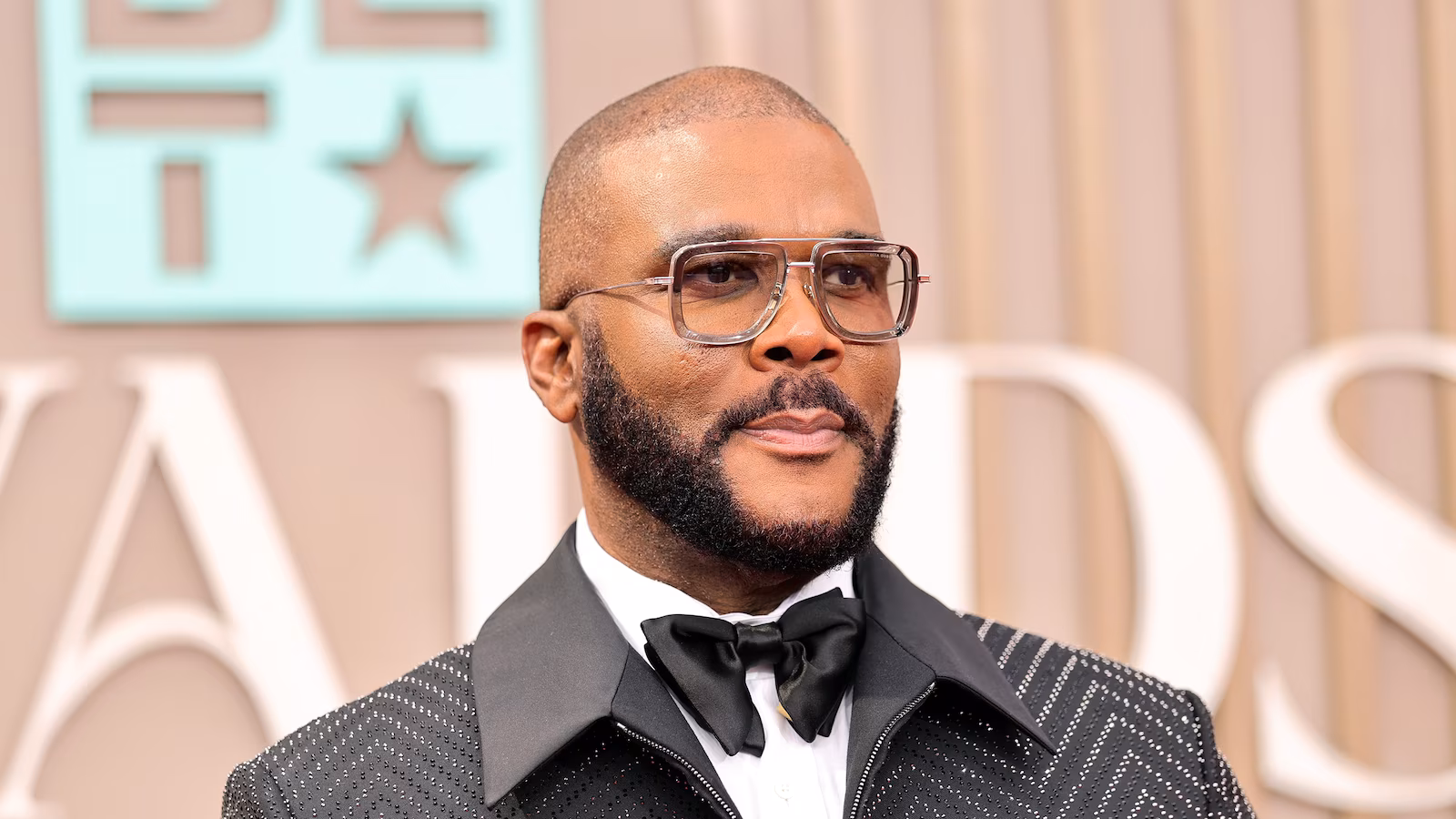 Featured image for Actor Derek Dixon Accuses Tyler Perry of Sexual Assault in New Interview