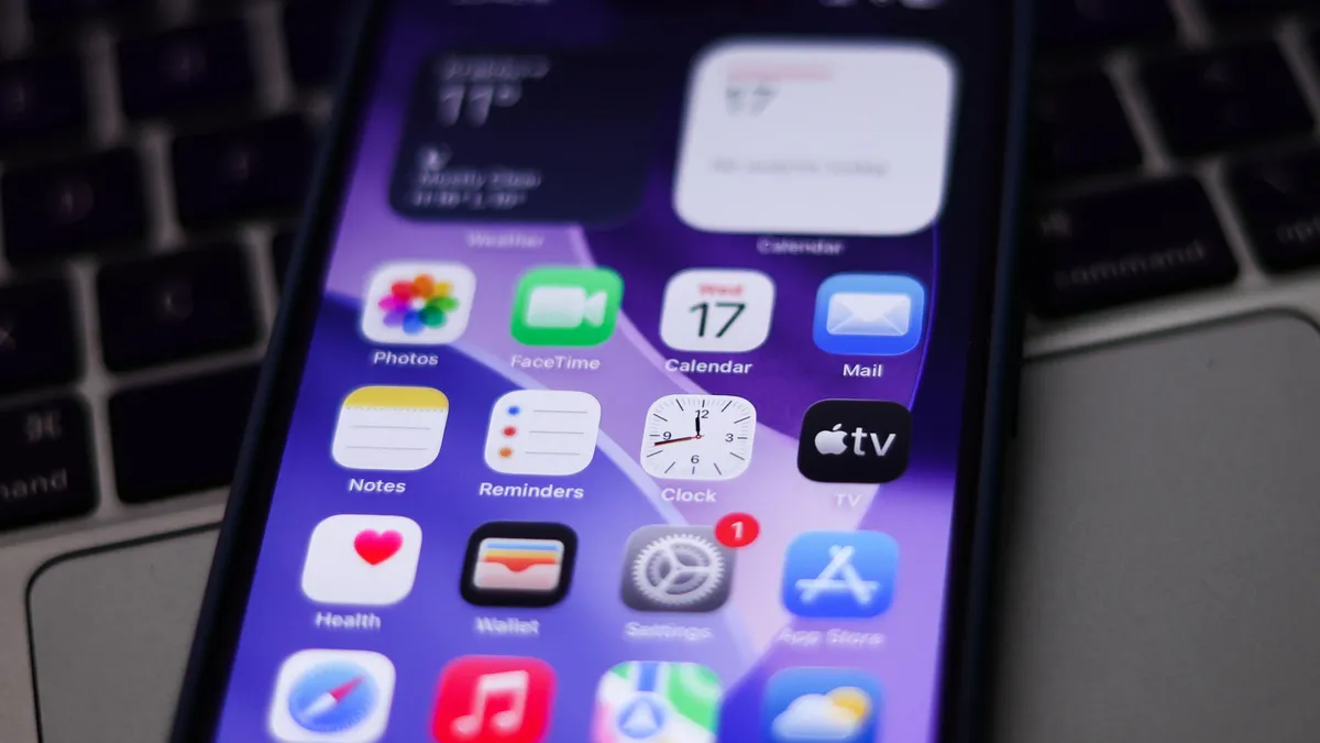 Featured image for Discover the Top Hidden and Customization Features in iOS 26