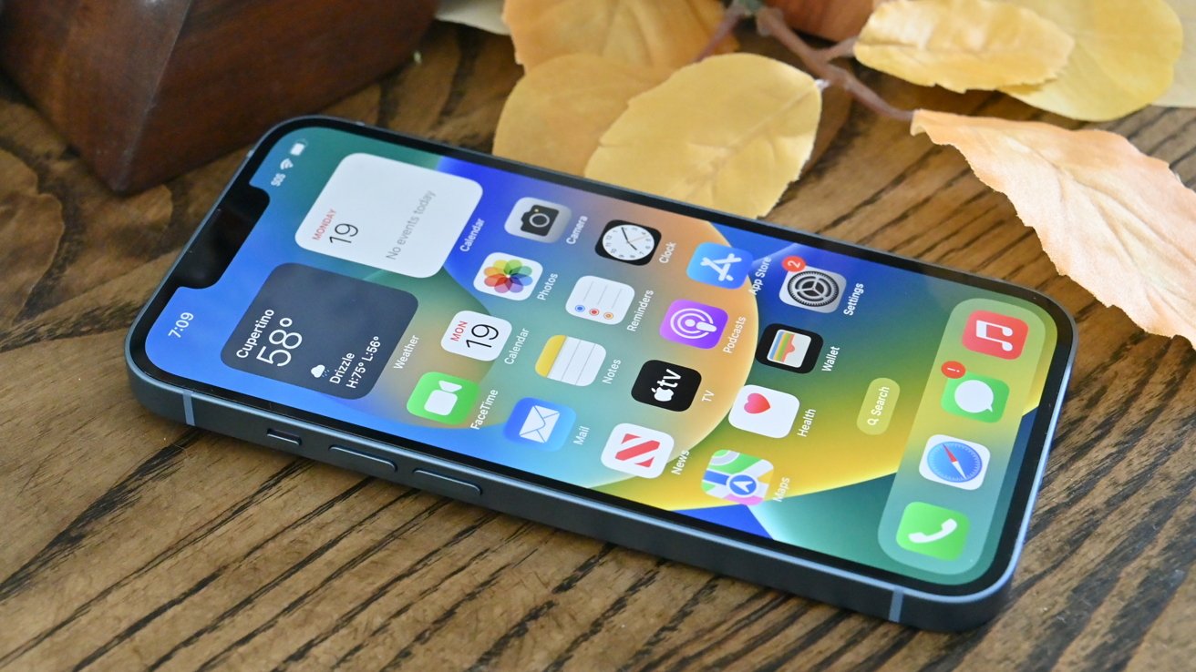 "Anonymous Leak Reveals Exciting Upgrades for iPhone SE 4: USB-C, Face ID, and More"