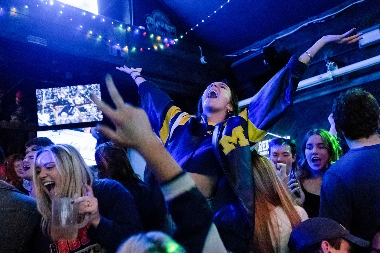 "Discover Ann Arbor's Best Dive Bars for a Night Out"