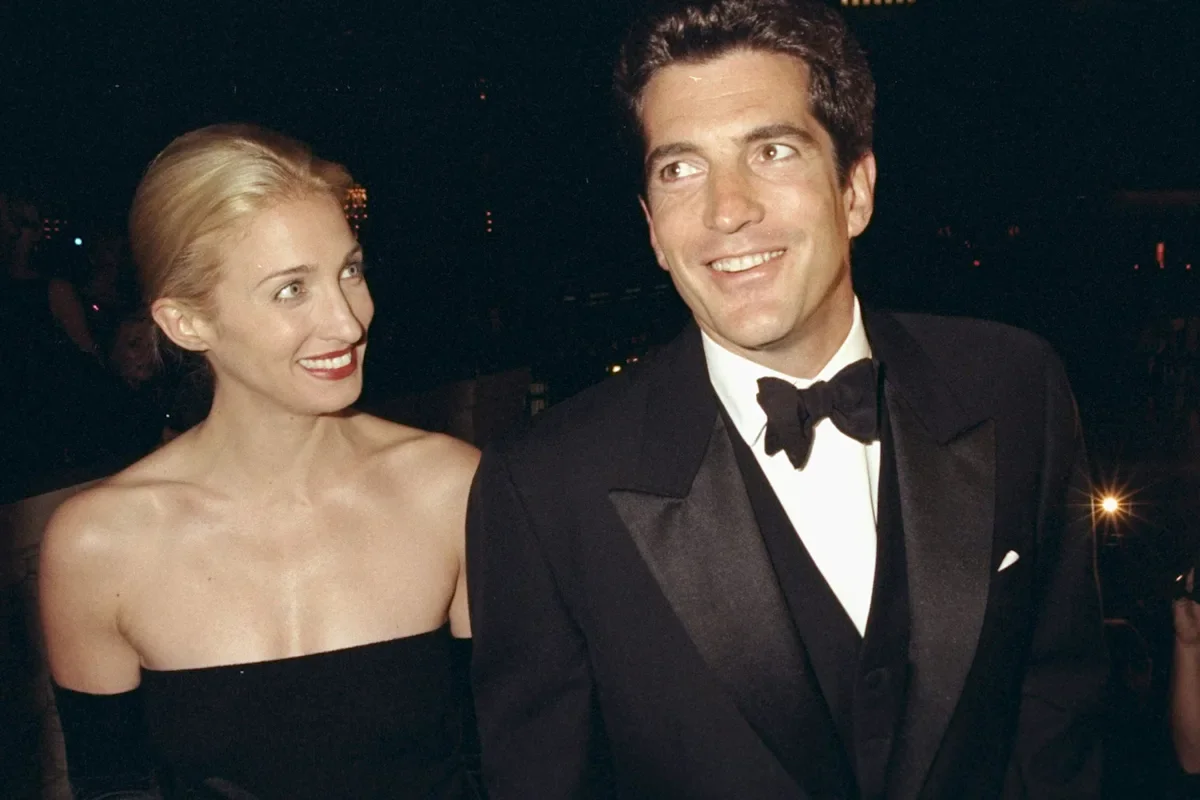 Kennedy Cape Cod Romance: JFK Jr. and Carolyn’s Hyannis Port Hideaway