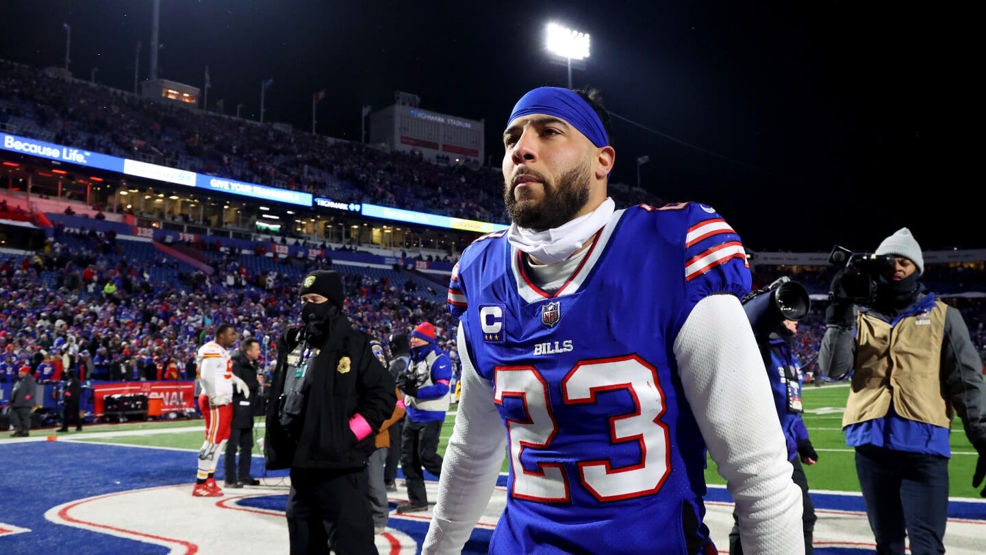 "Uncertain Future: Micah Hyde and Jordan Poyer Reflect on the End of the Bills' Season"