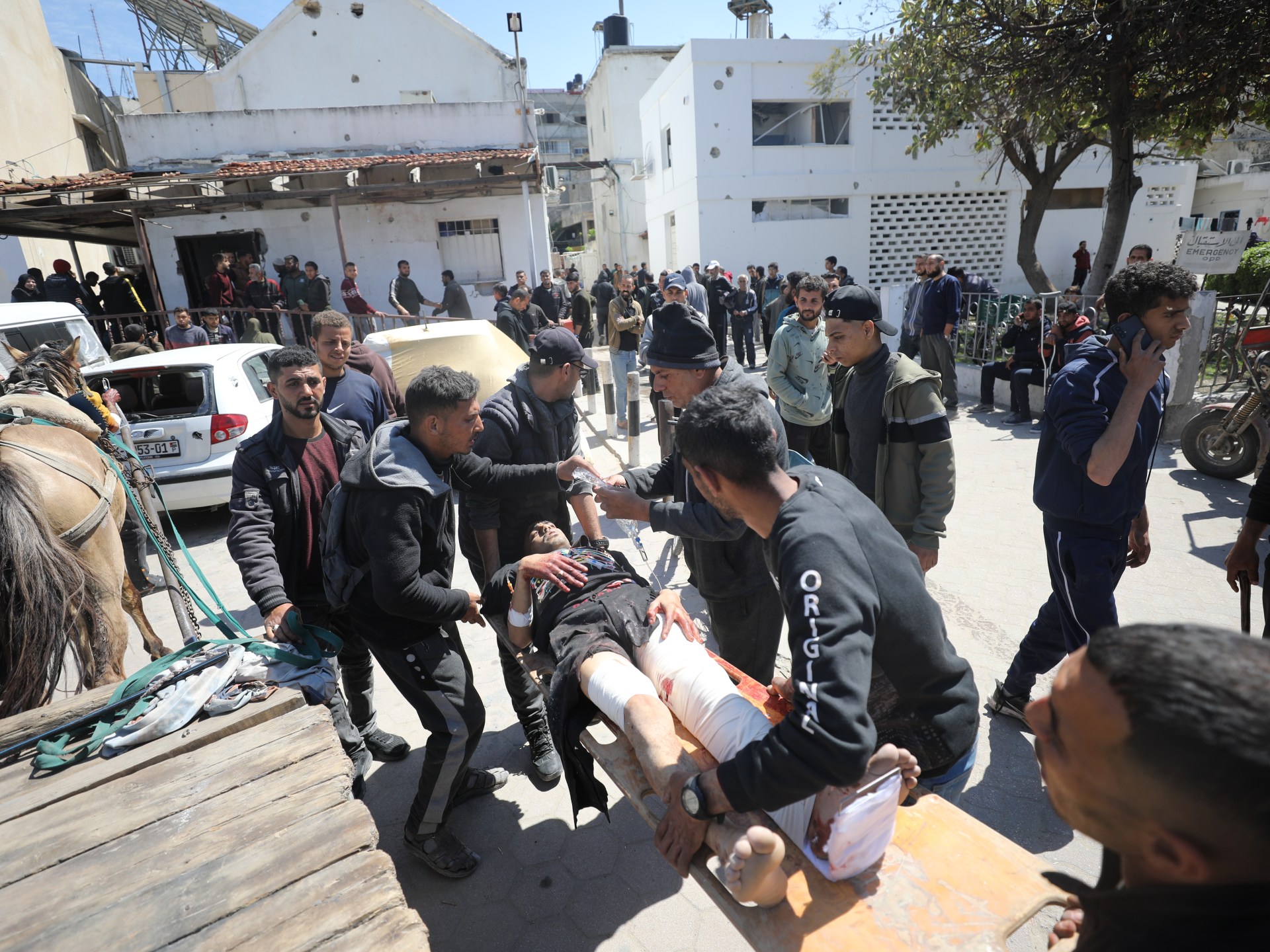 "Israeli Forces Kill Over 70 Palestinians Seeking Aid in Gaza"