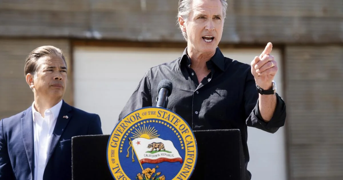 Newsom's Bold Redistricting Moves Echo Trump Tactics in California-Texas Power Play