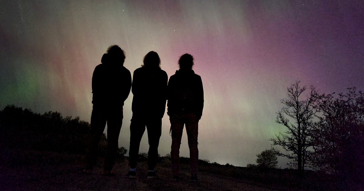 "Guide to Viewing Northern Lights in Minnesota"