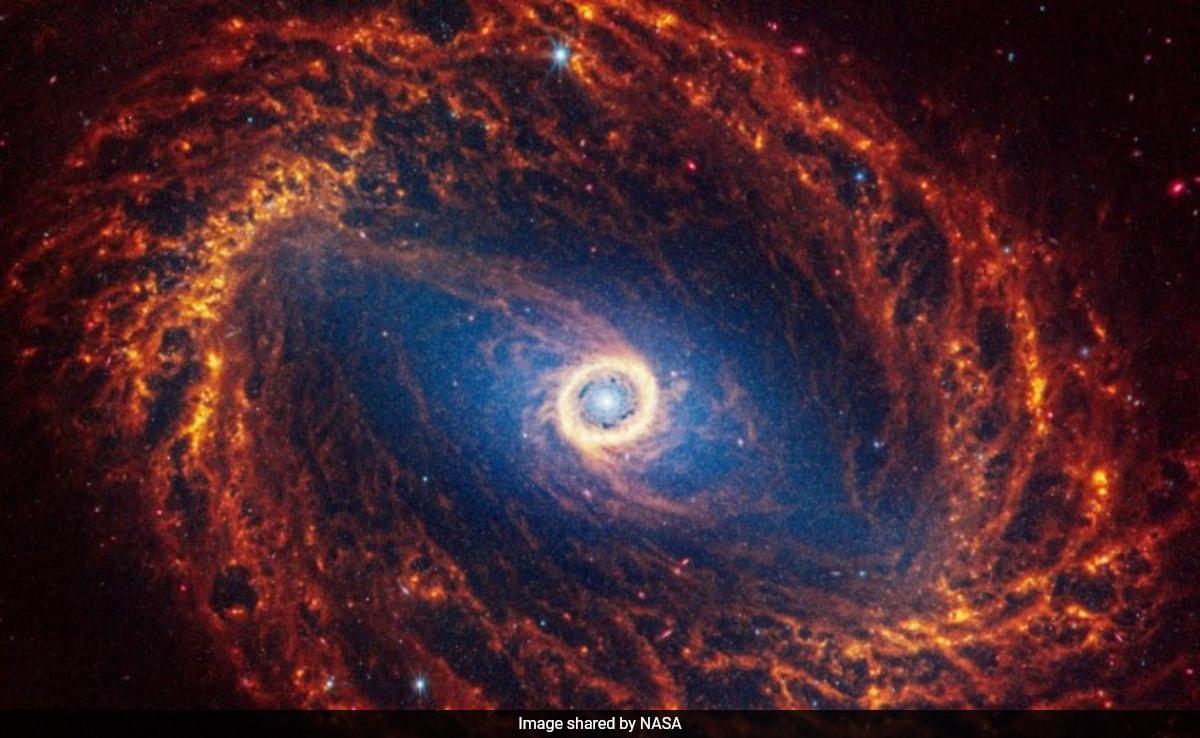 Featured image for "James Webb Telescope Unveils Spectacular Views of 19 Spiral Galaxies"