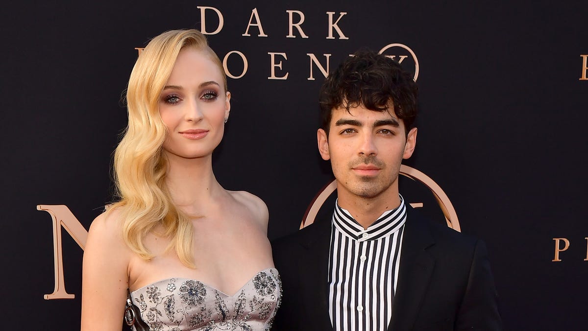 "Temporary Custody Agreement Reached by Sophie Turner and Joe Jonas Amid Divorce Battle"