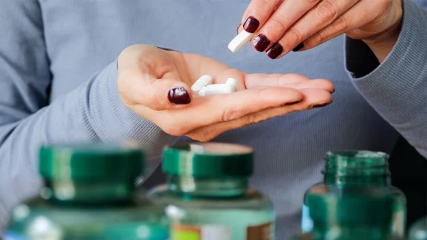 The Pros and Cons of Taking Vitamin Supplements