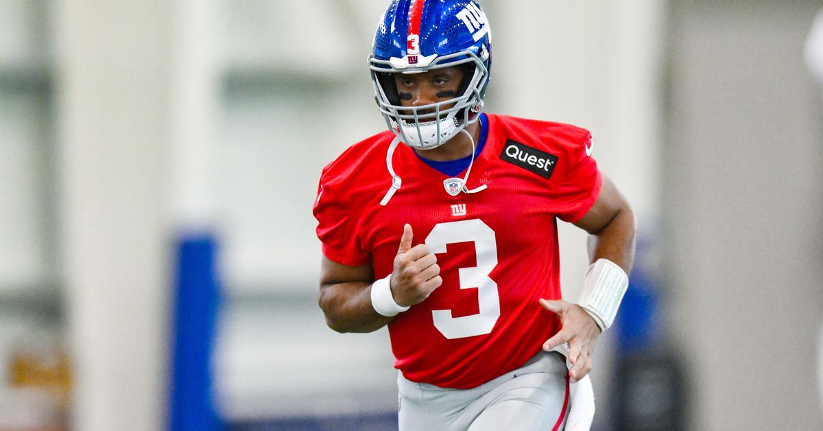 Featured image for Giants Spring Practice Highlights: Player Performances and Team Developments
