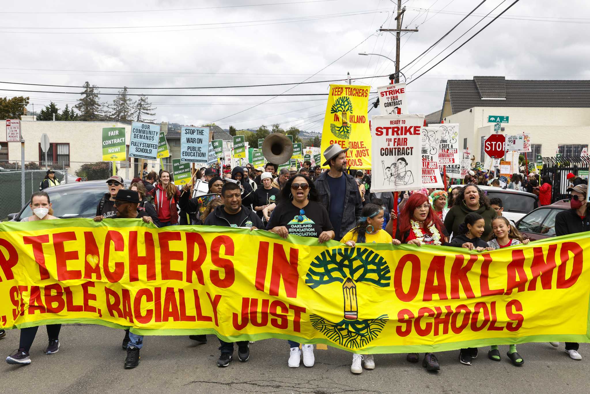 Oakland teachers and union make progress in strike negotiations.