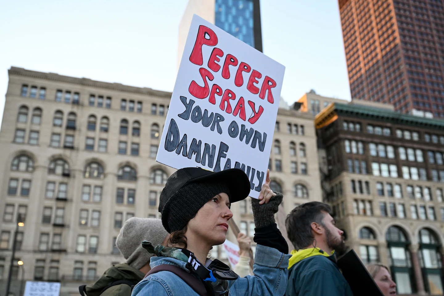 Featured image for Judge bans federal agents from targeting journalists and protesters in Chicago