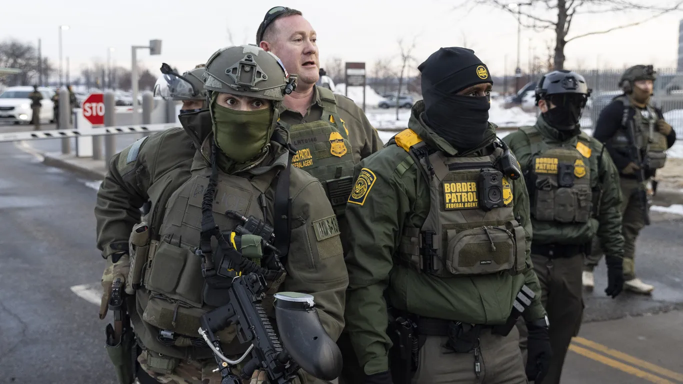 Featured image for Federal Agents Involved in Multiple Shooting Incidents in Minnesota and Portland