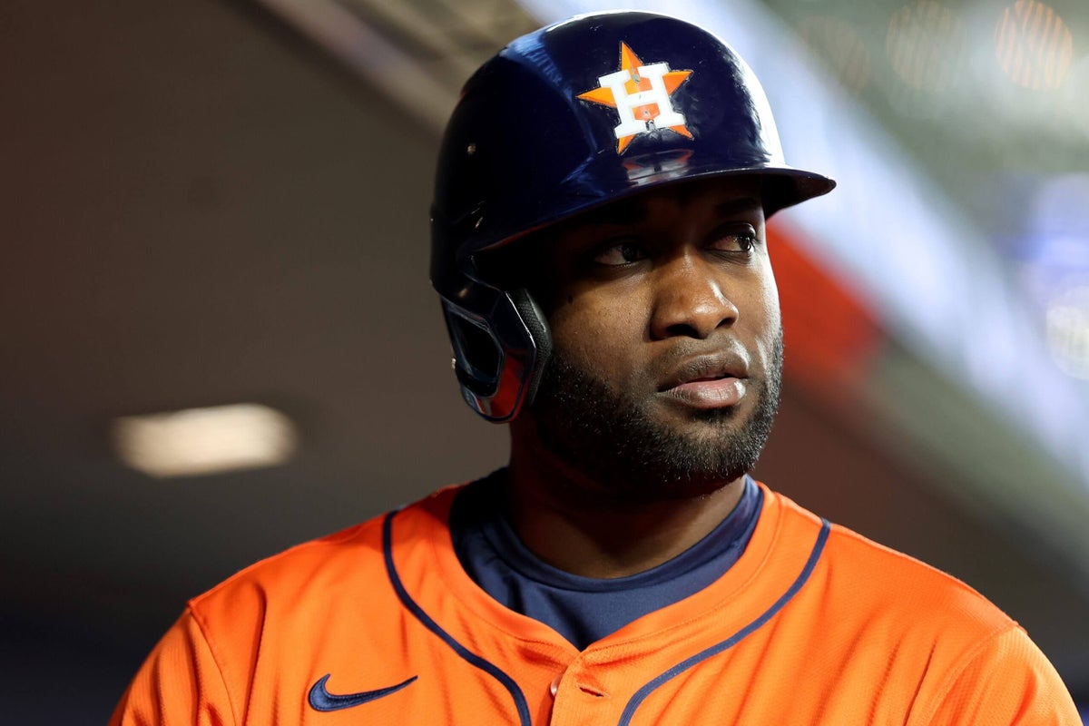 Featured image for Yordan Alvarez's Hand Fracture Delays Astros' Star's Return