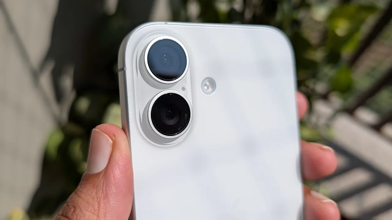 iPhone 17 Series Camera Showdown: Which Model Reigns Supreme?
