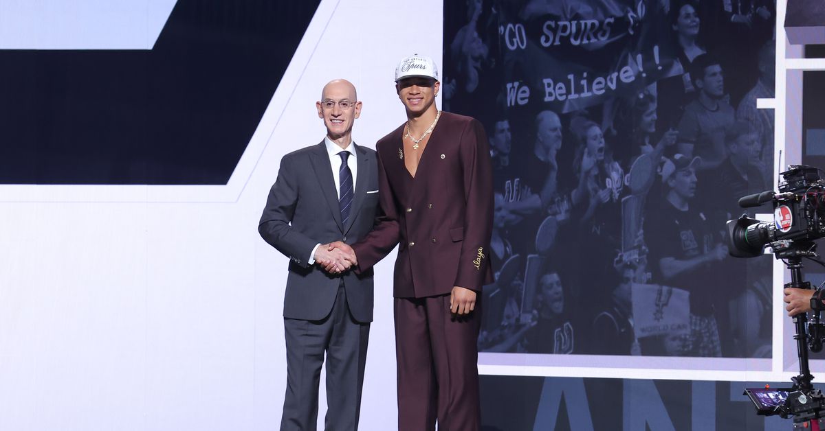 San Antonio Spurs select Carter Bryant in 2025 NBA Draft