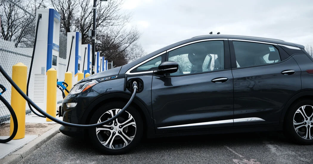 Uber Expands EV Charging Footprint by Backing Operators with Guaranteed Use