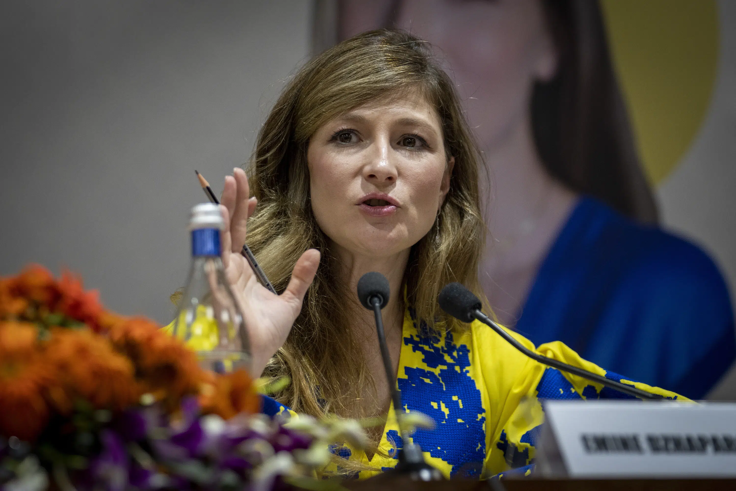 Ukraine urges India to increase involvement in ending war and reduce dependence on Russia.