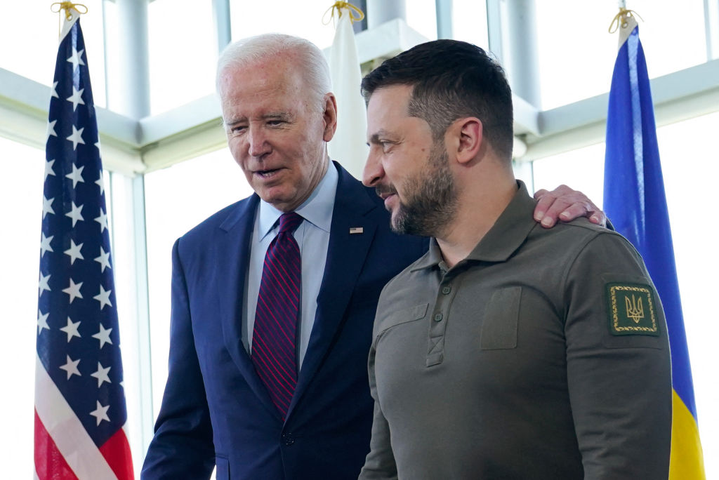 Ukraine Aid at Risk: Congress, Gridlock, Isolationism, and Biden's Strategy