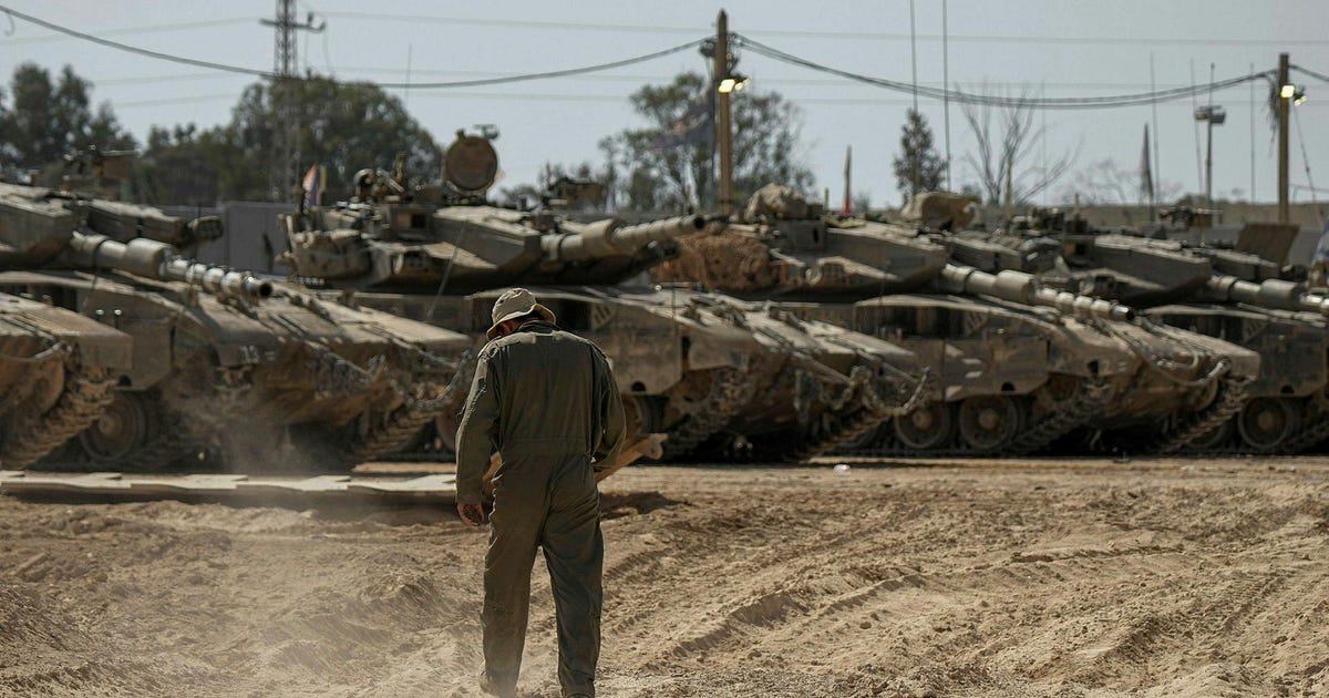 "Tension Mounts as U.S. Warns of Iran Threat and Israel Convenes War Cabinet"