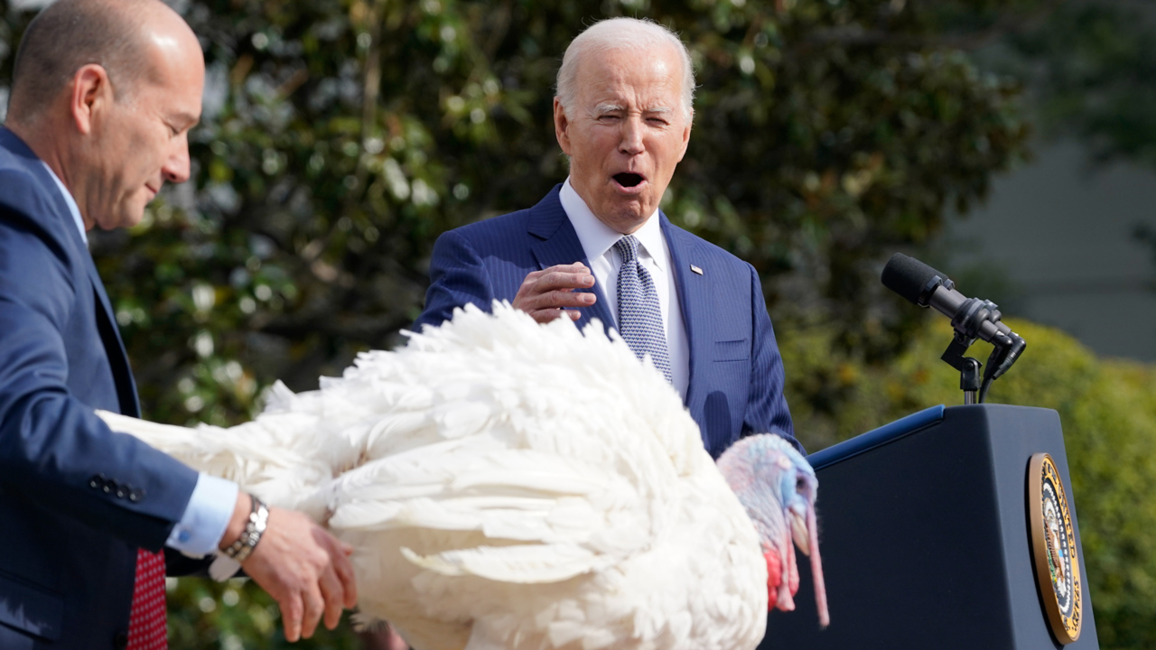 "Biden's Turkey Pardons: A Thanksgiving Tradition with Liberty and Bell"