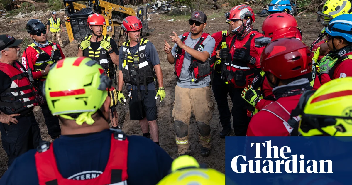 Featured image for Mexican Firefighters Assist Texas Flood Rescue Amid Rising Toll