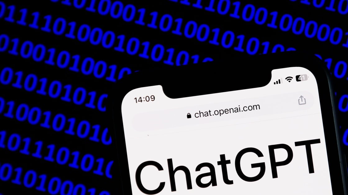 Featured image for OpenAI's ChatGPT suffers significant bug causing leak of chat histories.