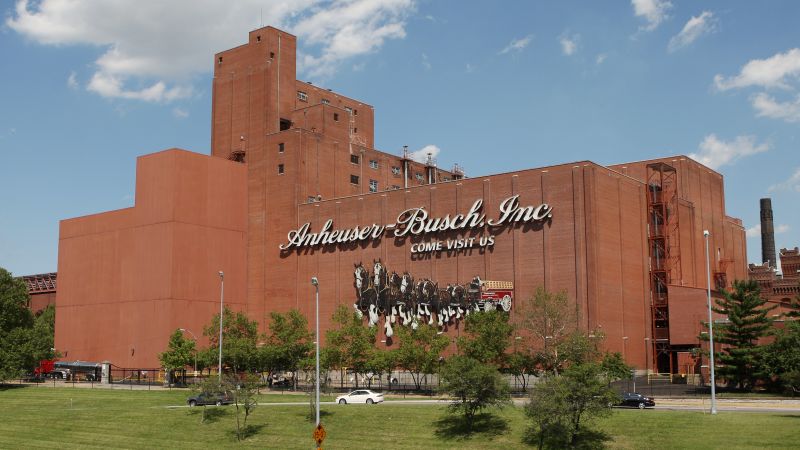 Featured image for Teamsters Union Votes to Authorize Strike at Anheuser-Busch