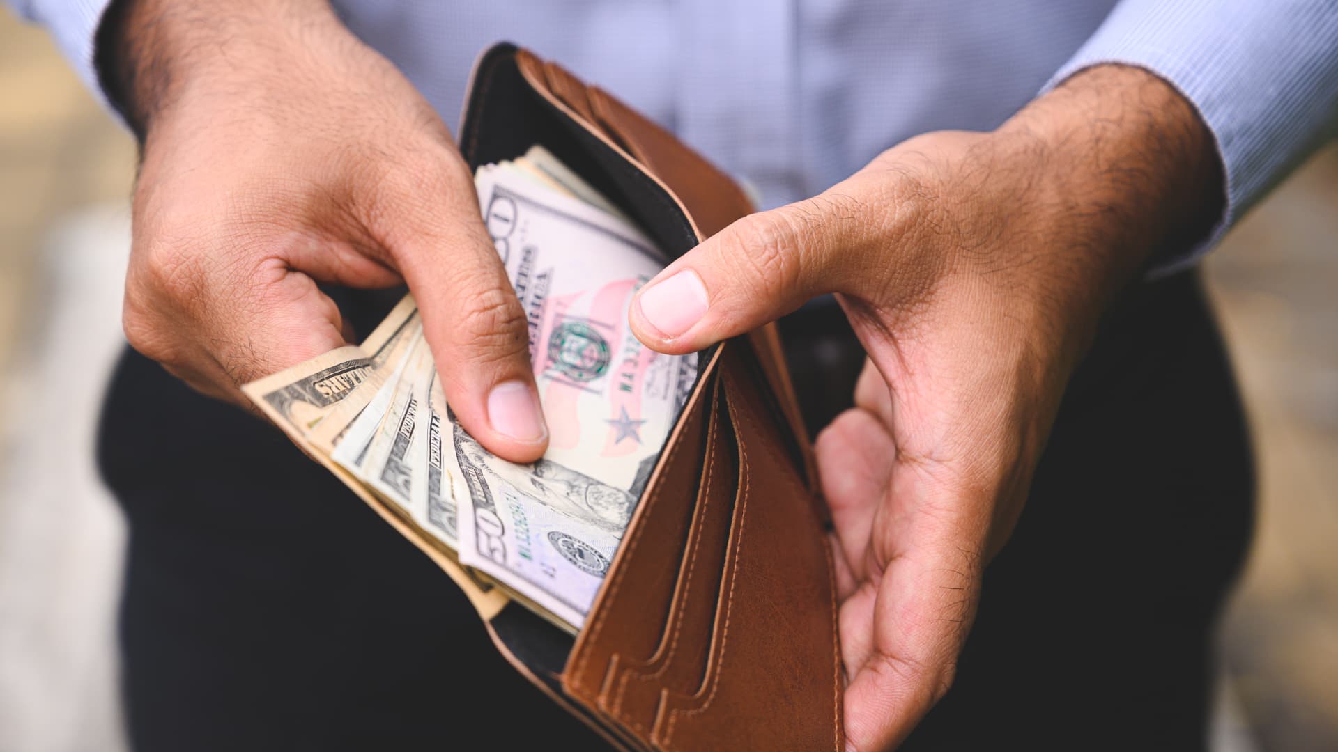 Smart Cash Strategies for Retirees Amid Inflation and Rate Cuts