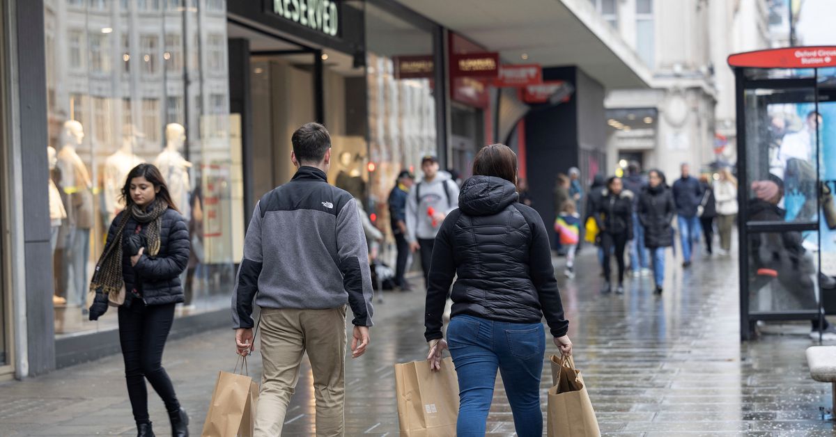 IMF Upgrades UK Economic Outlook, No Recession Expected
