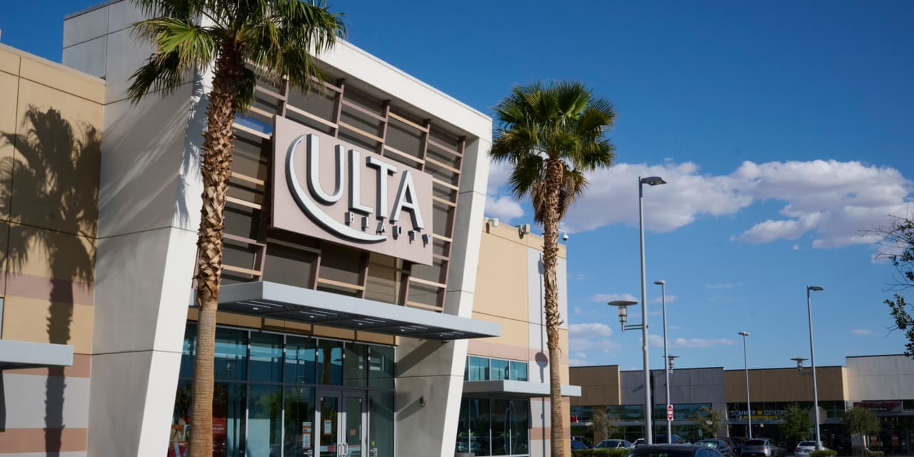 Ulta Beauty's Strong Quarter and Raised Forecasts Propel Shares Higher