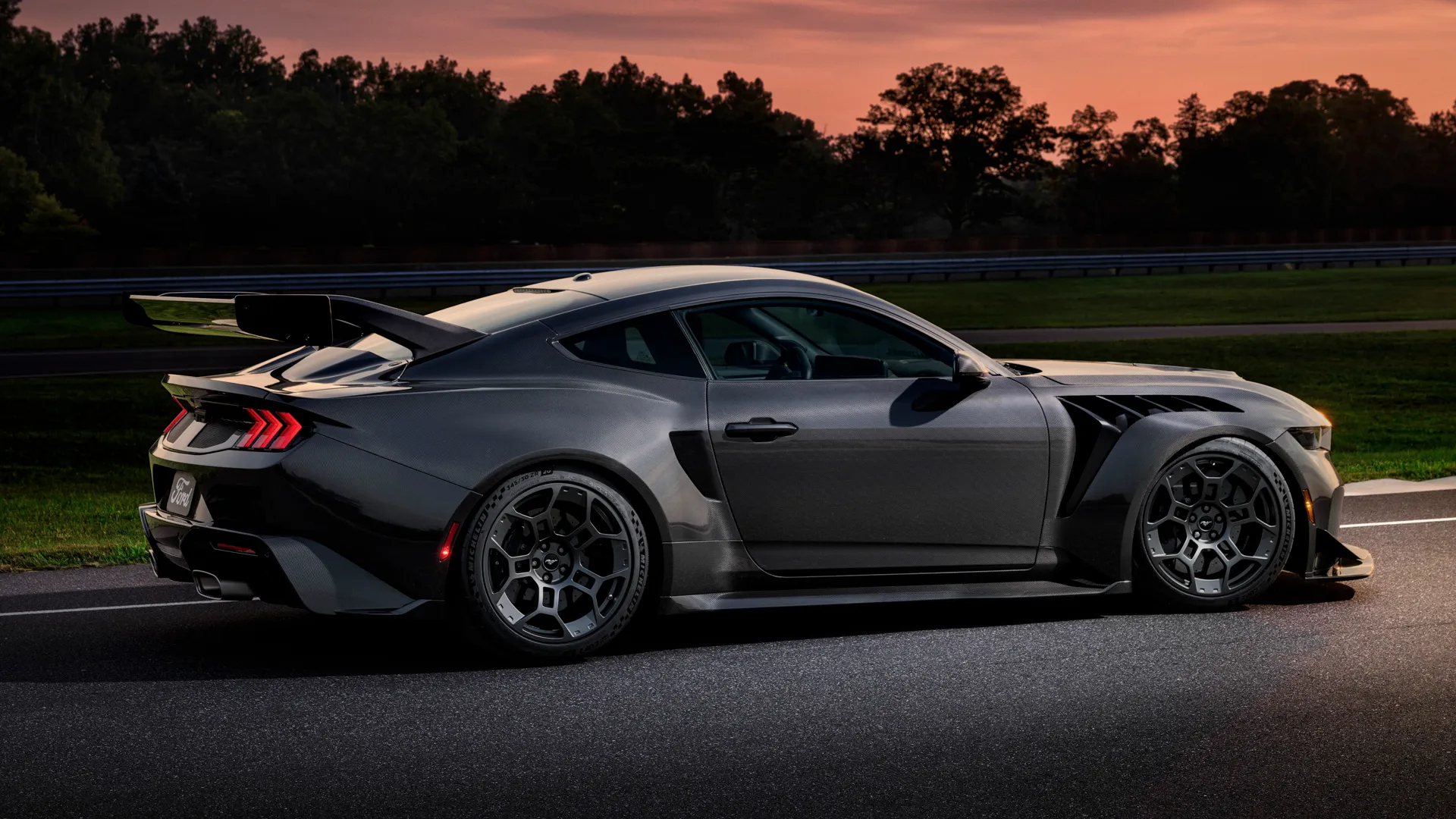 Featured image for Ford Unveils the Mustang GTD Liquid Carbon with Stunning Carbon Fiber Design