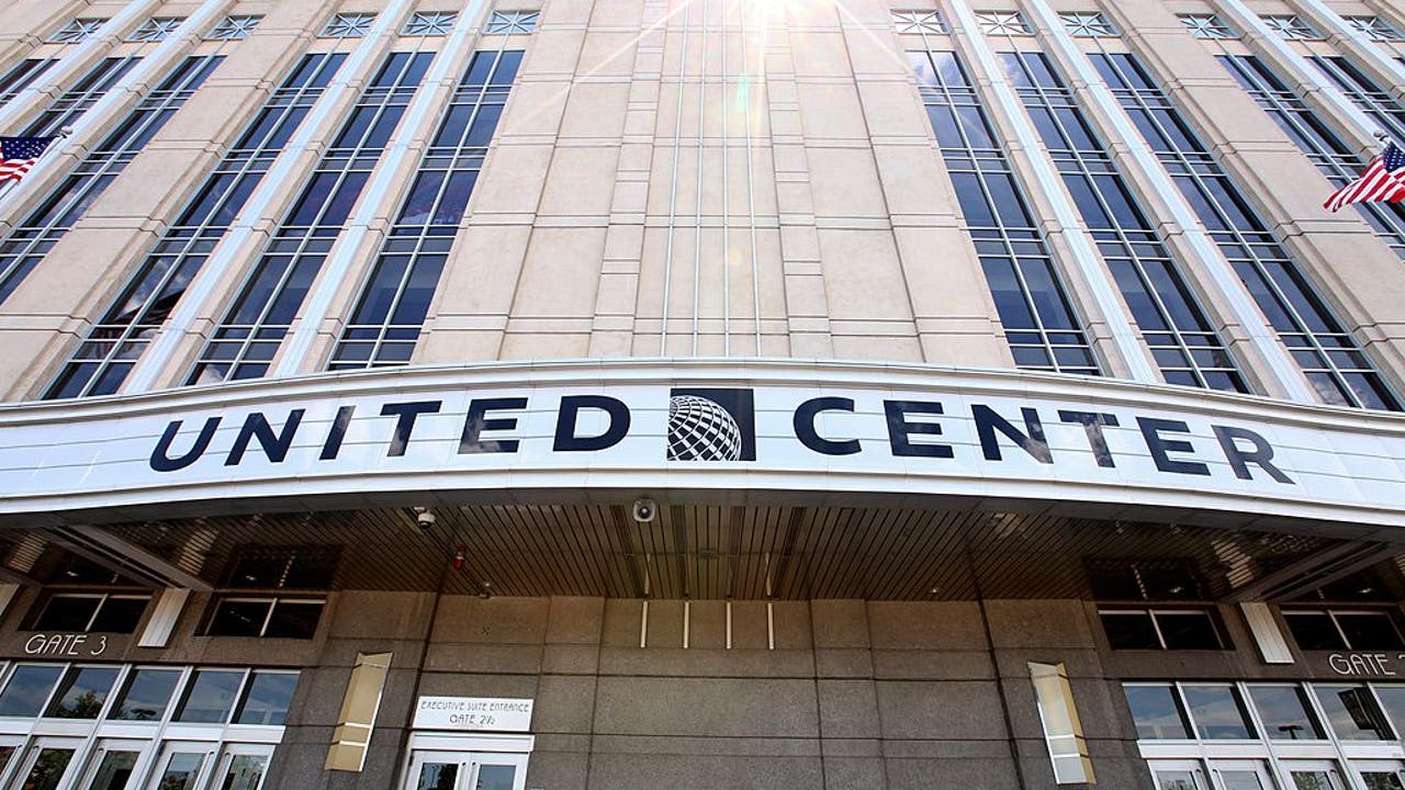 "Violence Interrupts WGCI Summer Jam: Woman Stabbed in Forehead"