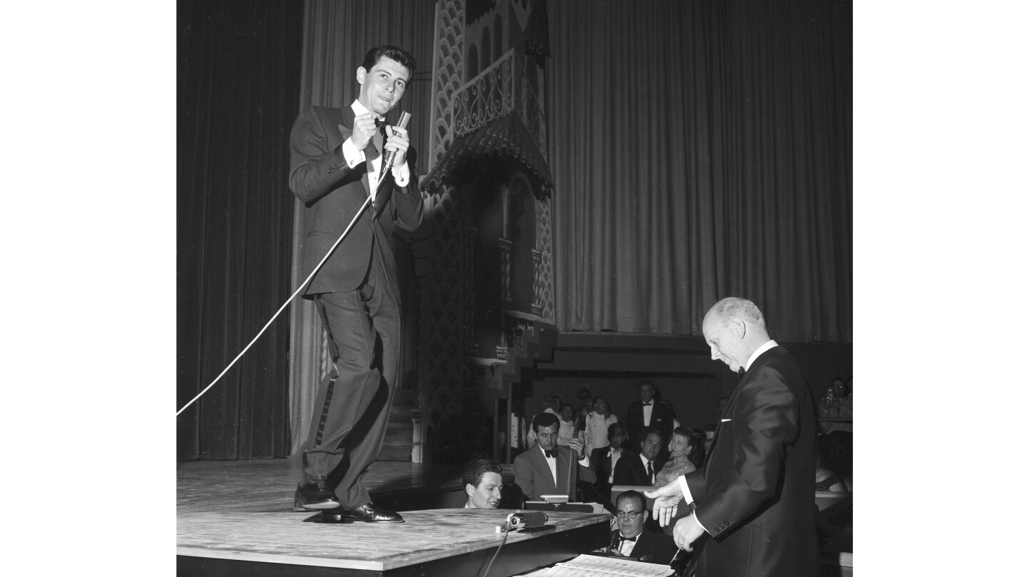 Featured image for "Tropicana Las Vegas: A Historic 67-Year Legacy Comes to an End"