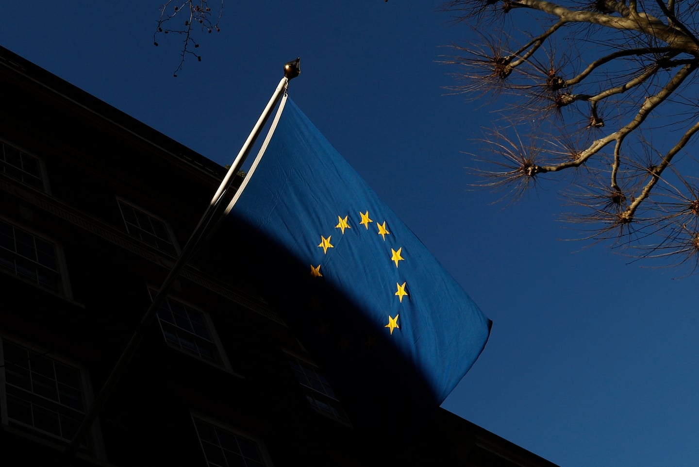 Featured image for "EU's Digital Markets Act: Big Tech Faces Sweeping Changes and Investigations"