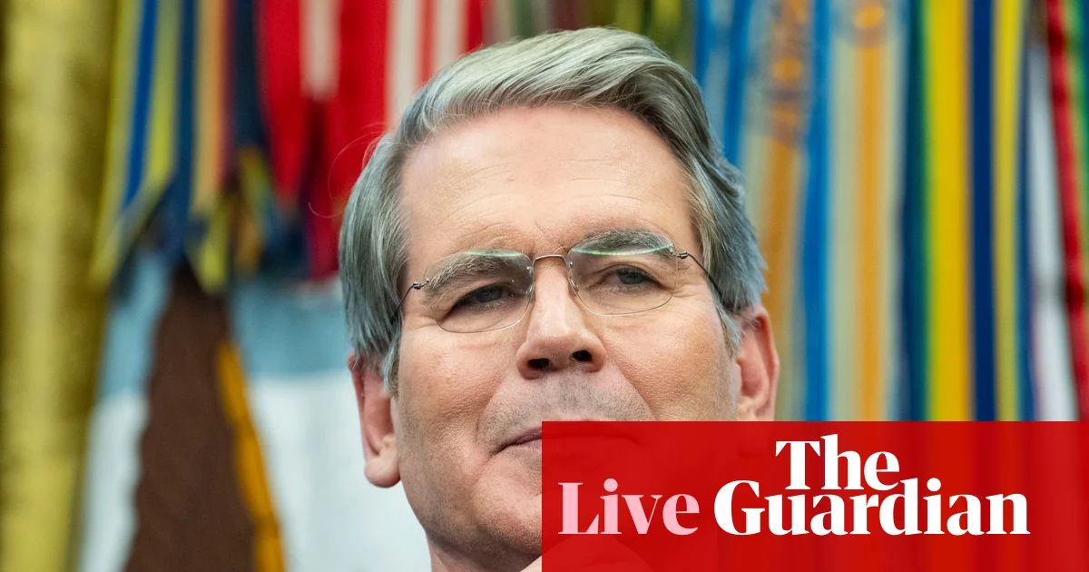 Featured image for JD Vance Visits Indiana as Trump Pressures GOP Redistricting Efforts