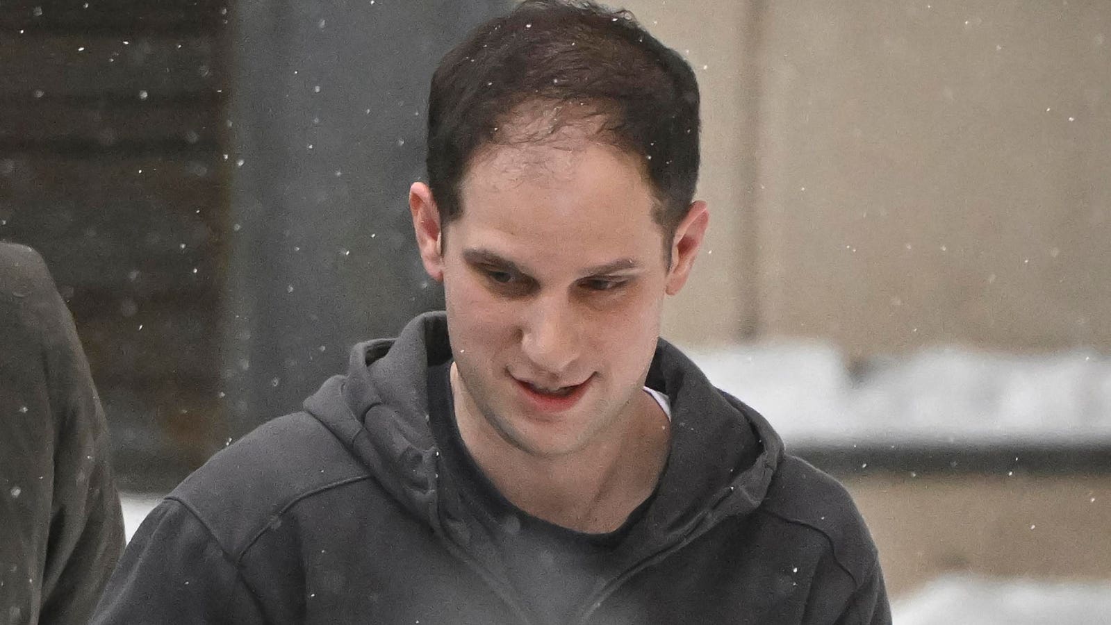 "Putin's Potential Prisoner Swap: The Case of Evan Gershkovich and Vadim Krasikov"