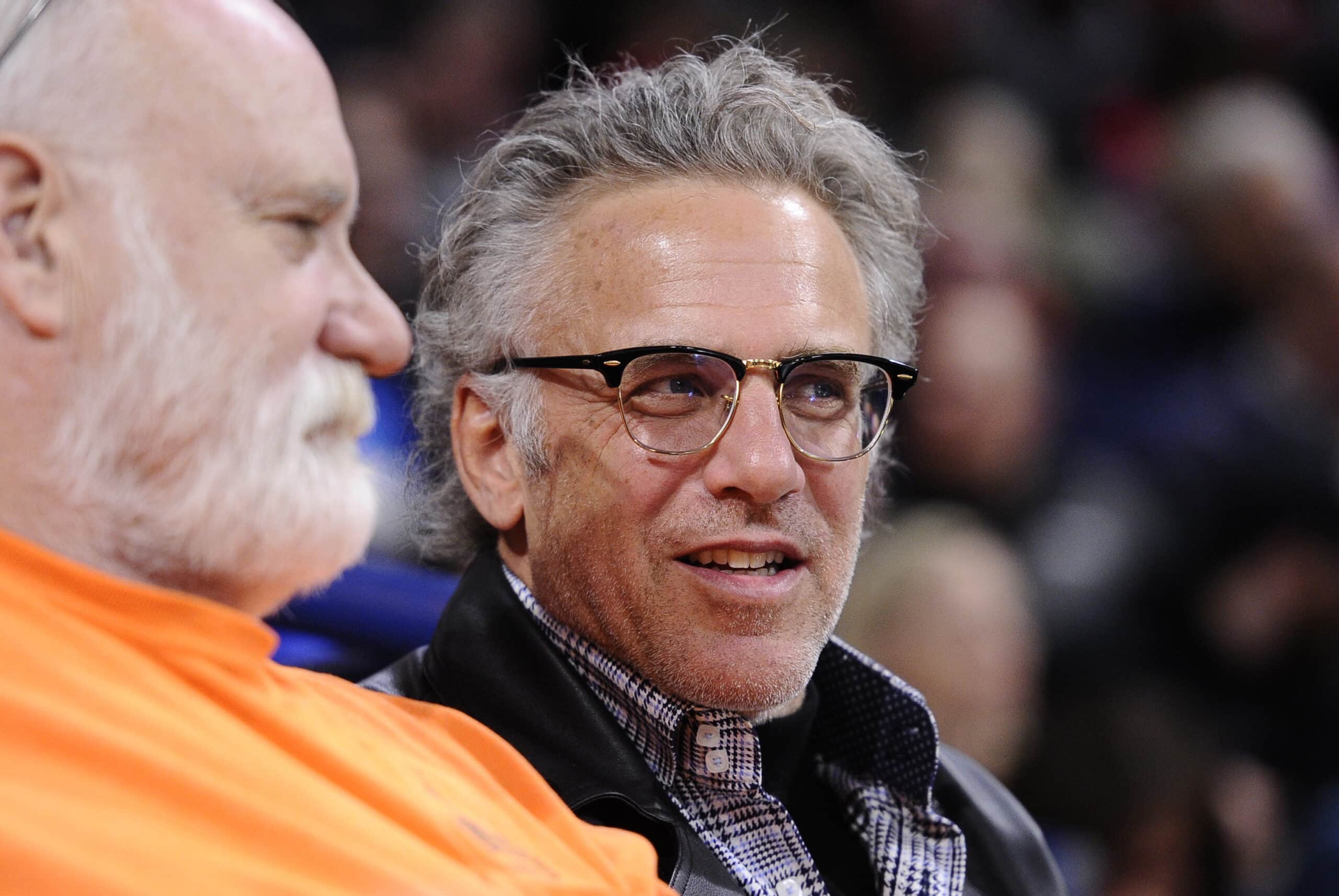 Featured image for 'SportsCenter' Anchor Neil Everett Departs ESPN After 23 Years Amid Network Cutbacks