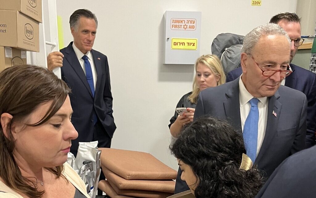 US Senators Rushed to Shelter During Hamas Rocket Attack in Tel Aviv