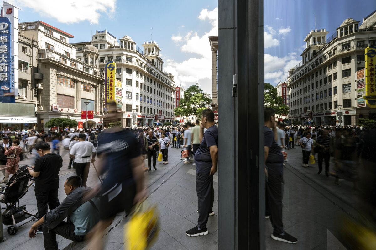 China's Inflation Slows Amid Economic Uncertainty