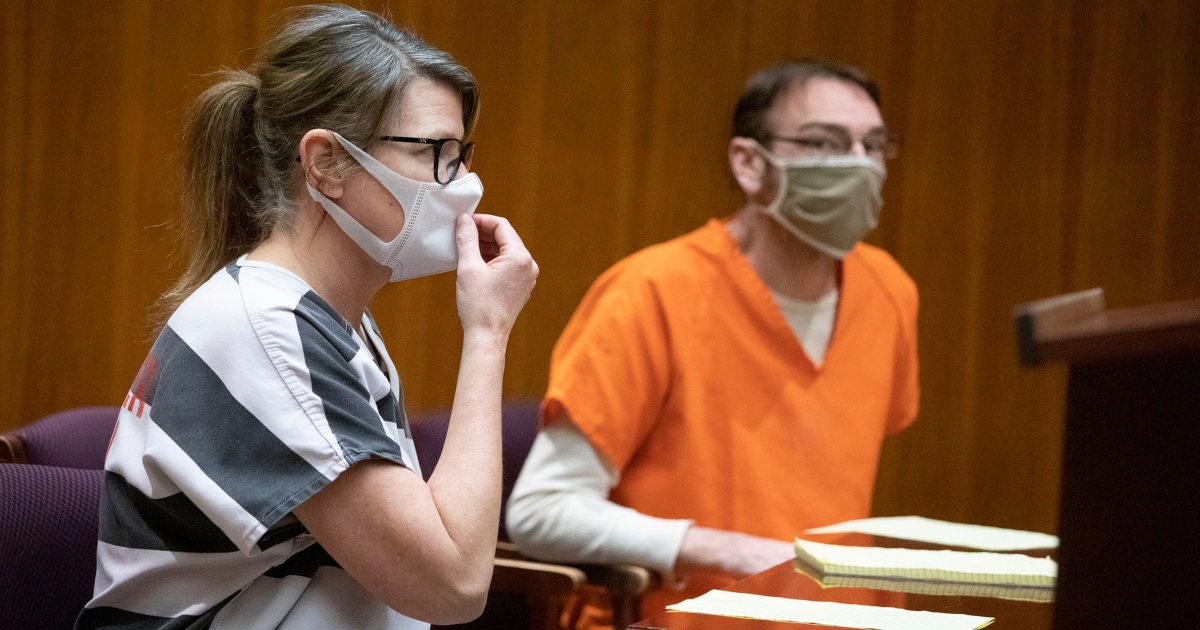Oxford High School shooter's parents to face manslaughter trial.